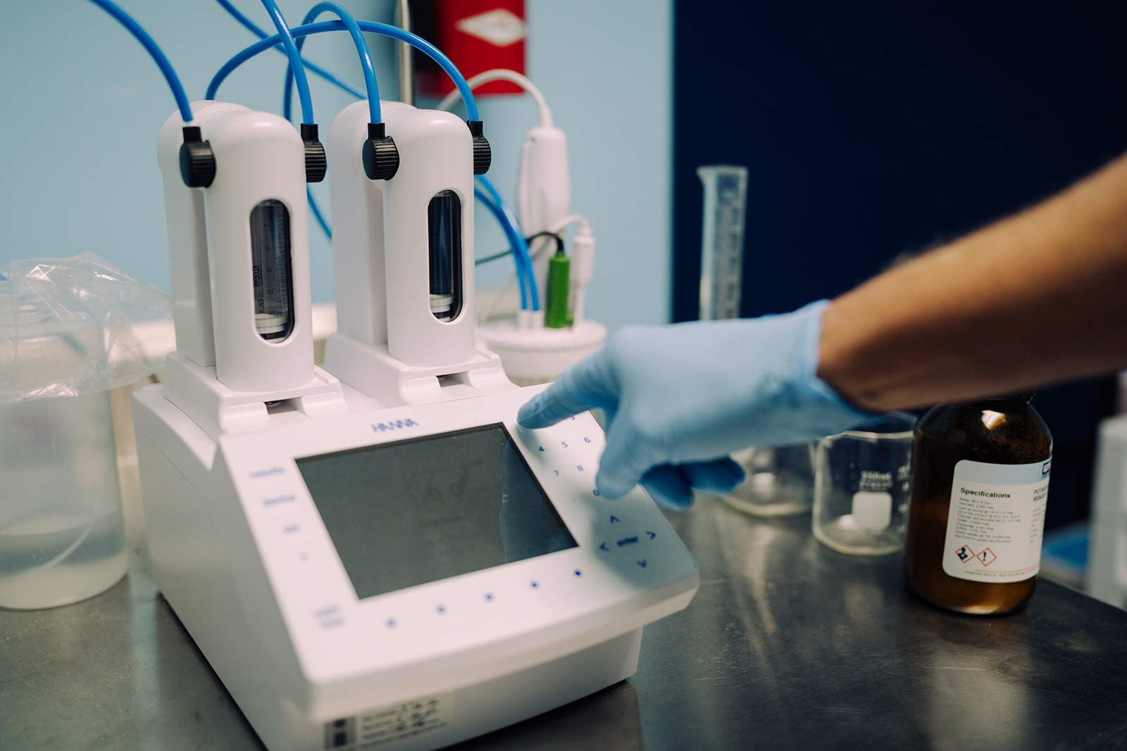 Custom blending quality control testing in the lab at TEKPAK's Marion, AL facility